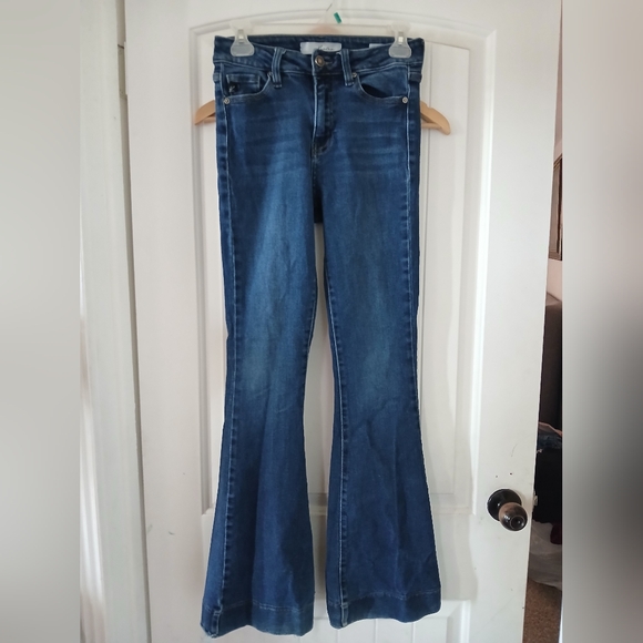 KanCan flare jeans - Picture 1 of 4